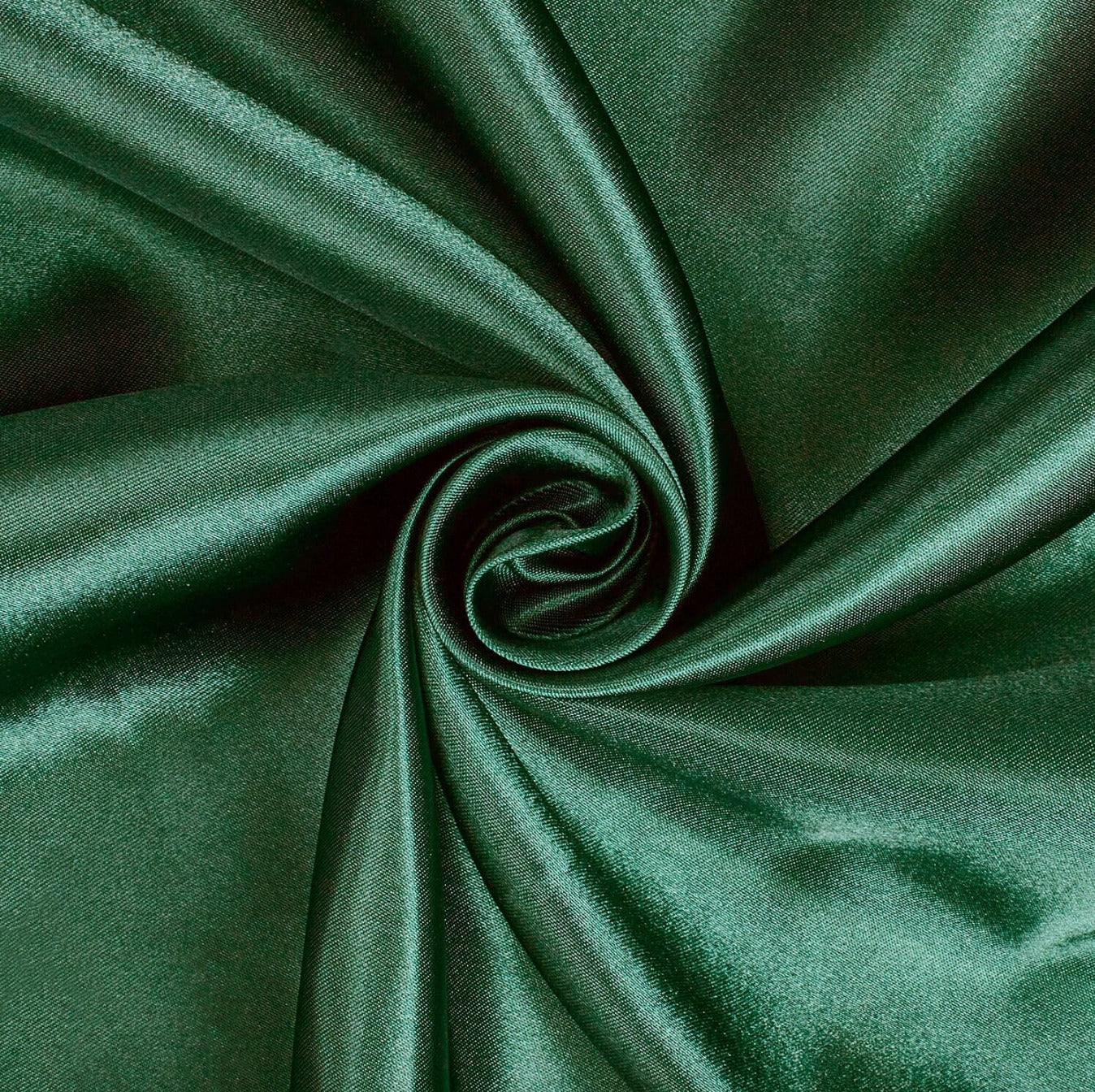 Hunter Green Tablecloths