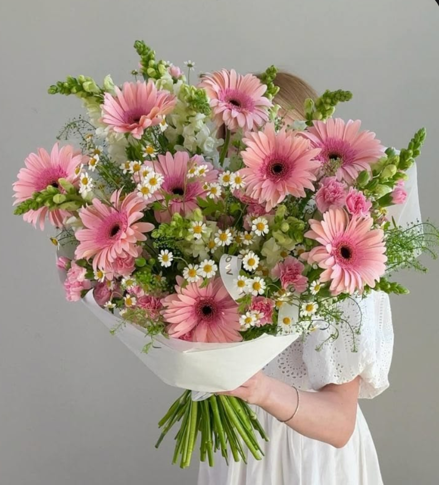 Blushing Meadow bouquet