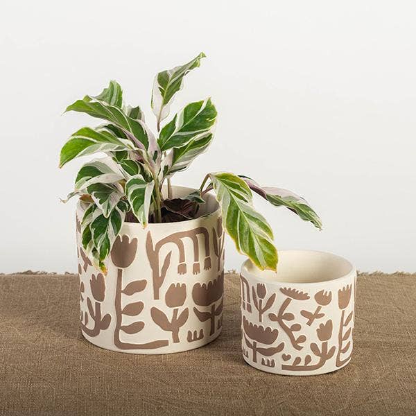 Terracotta Planter, Simplified Flowers